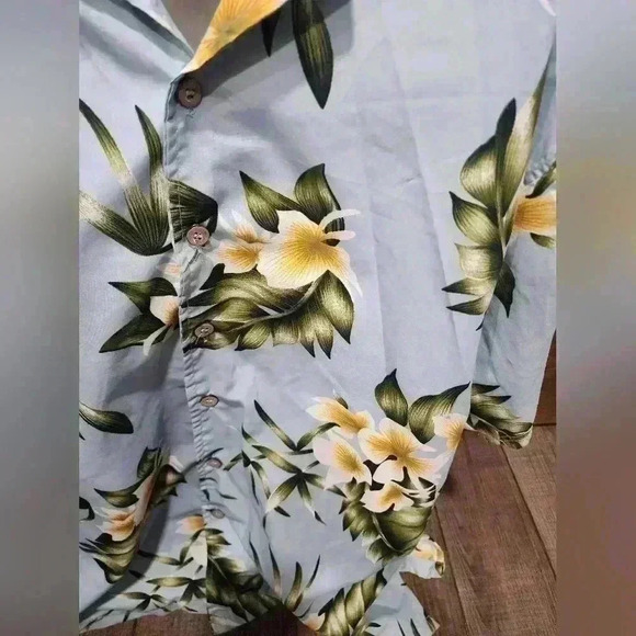 DOLPHINO OUTFITTINGS HAWAII STYLE  MEN'S SHIRT SIZE XL NATURAL BUTTONS - Picture 2 of 6